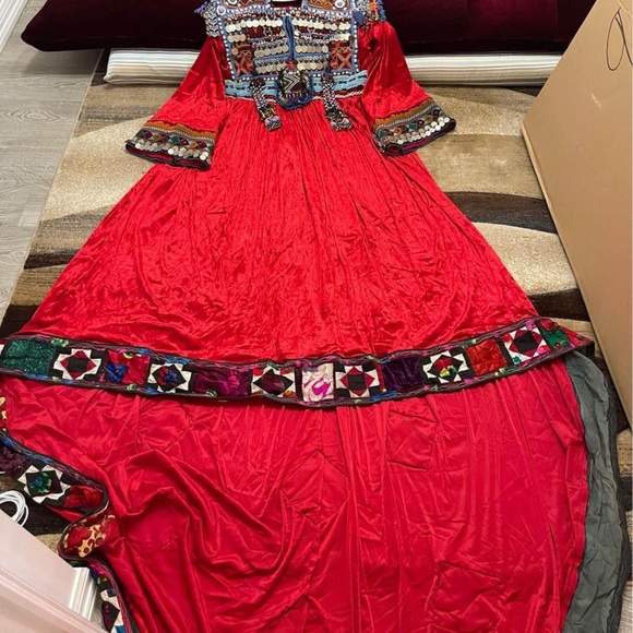 Brand new Afghani Dress Clothes (never worn) - Picture 4 of 7